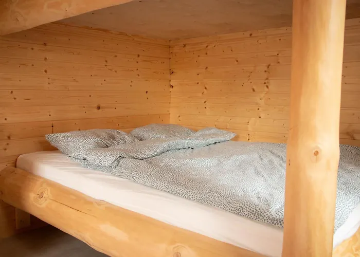 Portinvartija 3 Шале